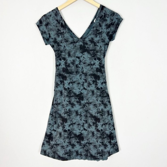 ‼️NWOT: Pact Fit & Flare Cross Back Mini Dress Black & Blue Size XL - Picture 1 of 6